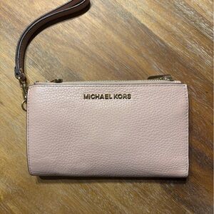 Michael Kors Blush Leather Wristlet